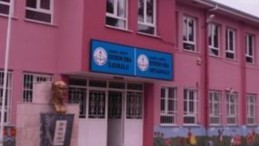 Okulda fenalaşan öğrenci hayatını kaybetti