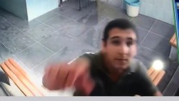 Hırsızlık yapmak için camiyi seçti!