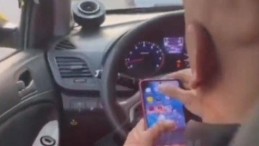 Kadınların Fotoğraflarını Çeken Şoför Taksicilikten Süresiz Men Edildi