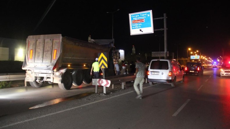 İki otomobilin karıştığı kazada 1 kişi yaralandı