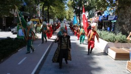 Cumhuriyet Bulvarı’nda mehter coşkusu!