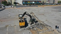 Milli İrade Meydanı’nda hafriyat kazısına başlandı