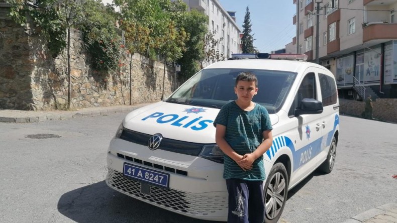 İlkokul çocuklarının yaptığı hareket takdir topladı!