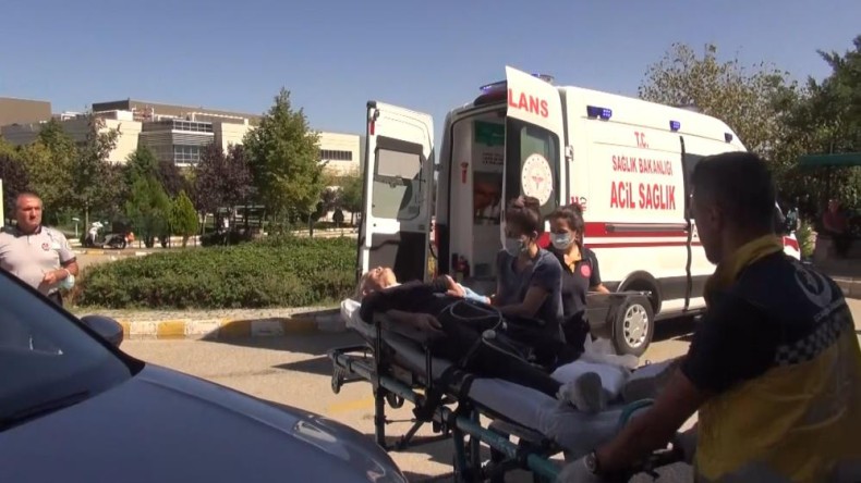 Eline testere saplandı!