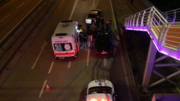 2 otomobilin çarpıştığı kazada 2 kişi yaralandı