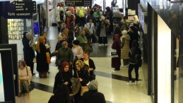 Altını duyan alışveriş merkezine koştu