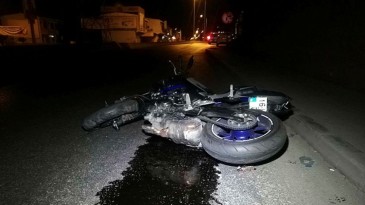 Motosiklet devrildi; Sürücü yaralandı