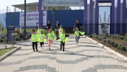 Öğrenciler Orman Okulu’nda hem eğleniyor hem keşfediyor