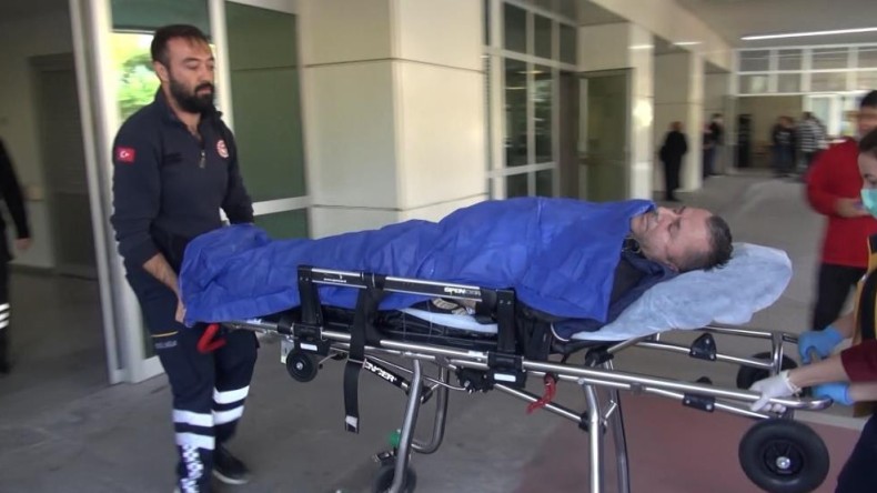 Meclis üyesine işyerinde silahlı saldırı