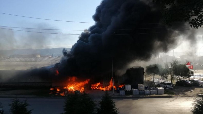 Petrol firması’nda büyük yangın!