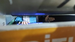 Geri dönüşüm kutusunda mahsur kalan çocuğu itfaiye ekipleri kurtardı