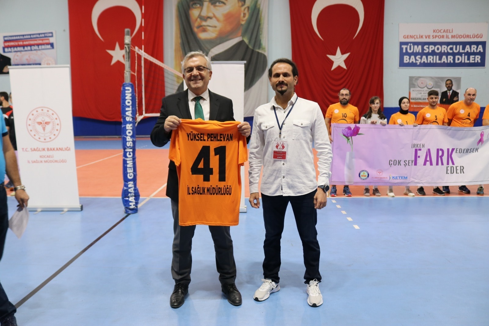 Dr. Mahmut Gür Kurumlar Arası Voleybol Turnuvası Başladı