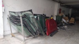 İzmit Belediyesi her ay 30 ton cam atığı geri dönüşüme kazandırıyor