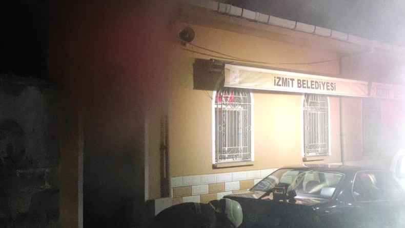 55 yıllık camide yangın korkuttu!