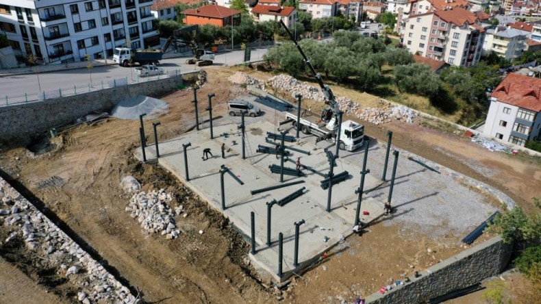 Karamürsel Millet Bahçesi’nden 7’den 70’e herkes faydalanabilecek