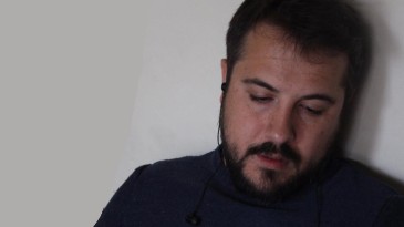 CHP İzmit İlçe Örgütü’nde gazeteciye saldırı