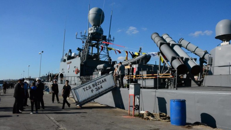 TCG Rüzgar kapılarını vatandaşlara açtı