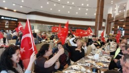 Çukurovalılar Cumhuriyet’in 99. yıldönümünde kahvaltıda buluştu
