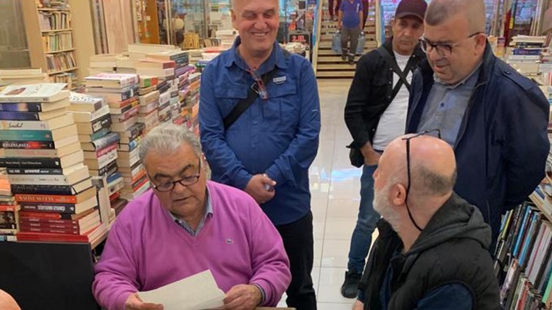 Ahmet Özal babasına yazılan 35 yıllık sır mektubu açtı!