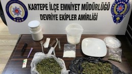 Kartepe’de durdurulan araçta esrar ele geçirildi