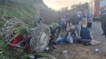 Traktör devrildi, sürücü hayatını kaybetti