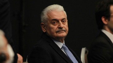 Son Başbakan Binali Yıldırım koronaya yakalandı