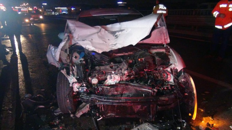 Düğün dönüşünde feci kaza; 2’si çocuk 6 yaralı