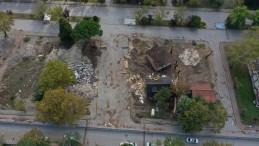 İzmit Millet Bahçesi için yıkımlar devam ediyor