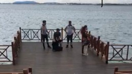 Eşiyle tartıştı denize atlayıp intihar etmek istedi!