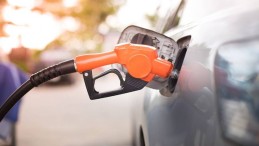 Benzine yine zam geldi!