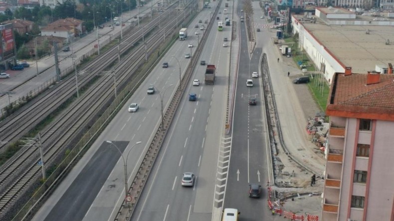 D-100 yan yolda trafik akışı İstanbul yönünde olacak