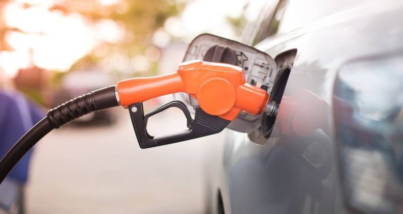 Benzine yine zam geldi!