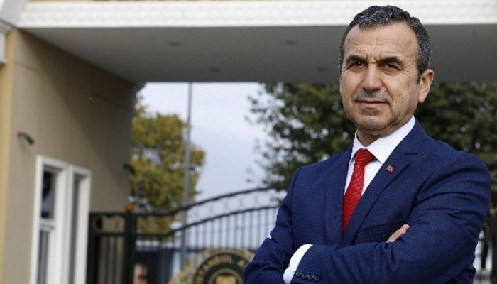 Emekli Tuğgeneral İzmit’e geliyor