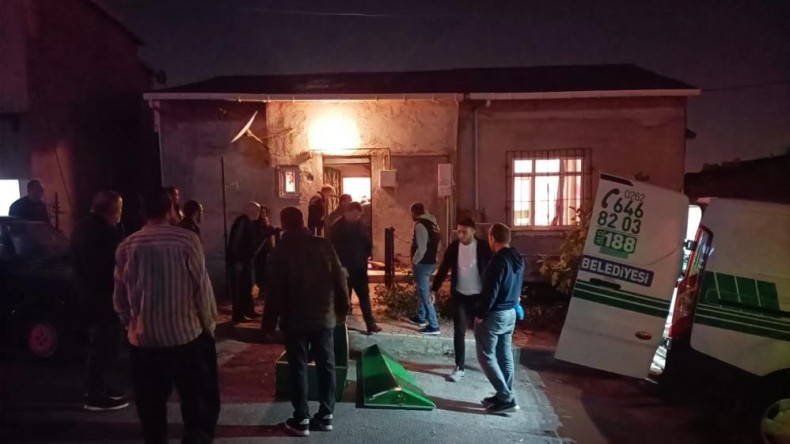 Yaşlı adam evinin banyosunda ölü bulundu