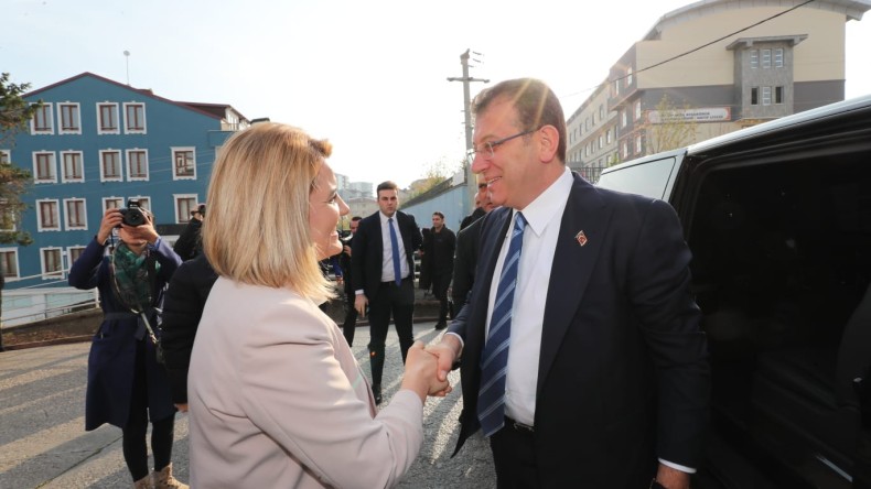 Ekrem İmamoğlu İzmit’te