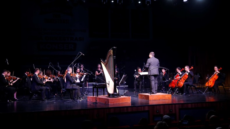 KBB Oda Orkestrası müzikalitesini tescilledi