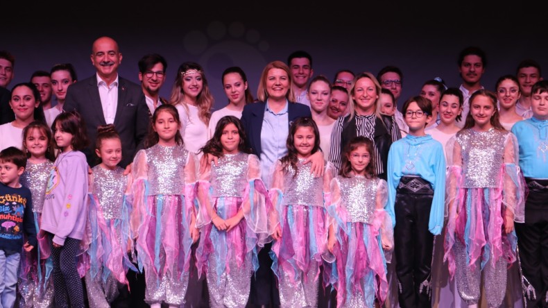 İzmit Belediyesi SMA farkındalık gecesiyle alkış aldı