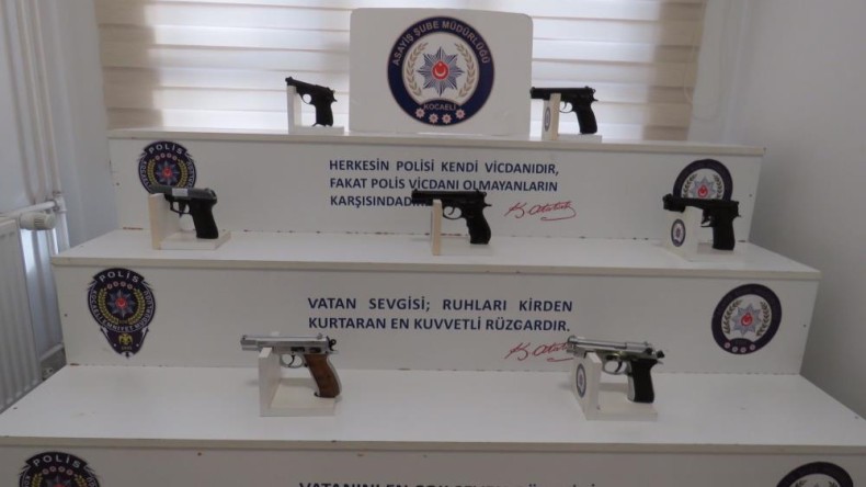 Kocaeli’nde 32 adet silah ele geçirildi