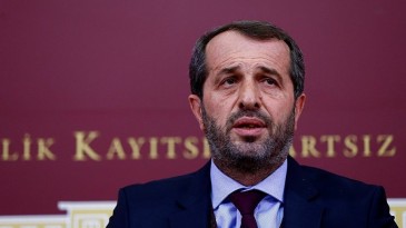 Saffet Sancaklı’dan Abdurrahim Albayrak’a başsağlığı mesajı