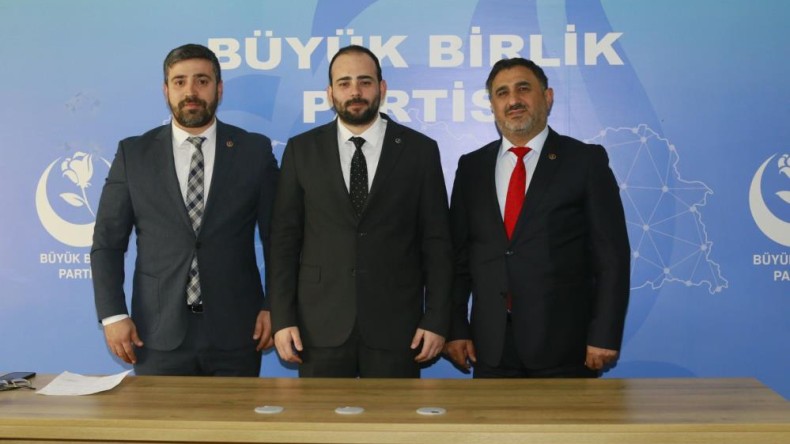 Büyük Birlik Partisi İzmit’te görev değişimi
