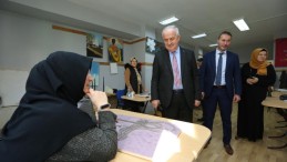 Kadınlar DER-MEK’te öğreniyor