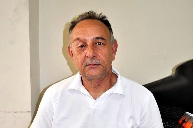 Teknik Direktöre bıçaklı saldırı