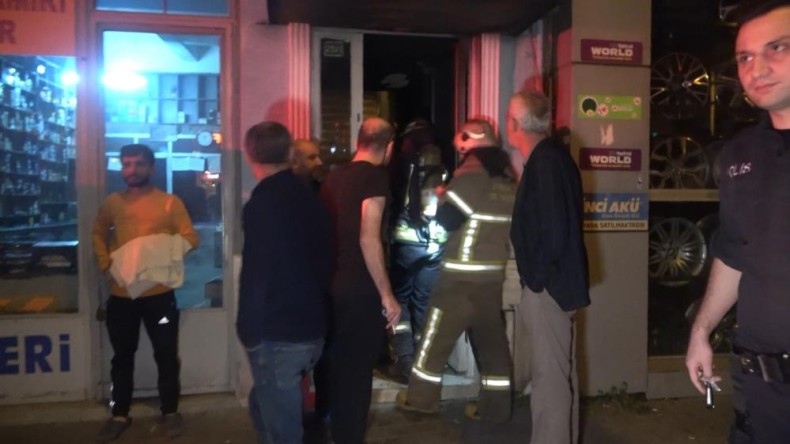 Kız arkadaşının kaldığı oteli ateşe verdi