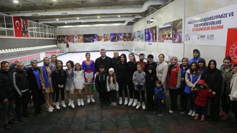 Gölcük Buz Pisti hizmete açıldı