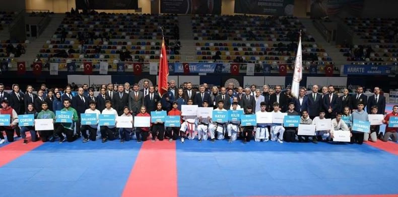 Kocaeli’de bir ilk: Para Karate Şampiyonası yapıldı