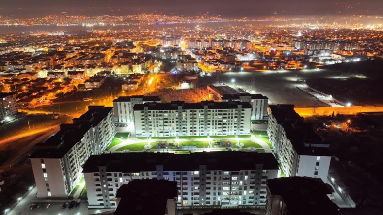 Derince’de hak sahipleri tapularına kavuşuyor