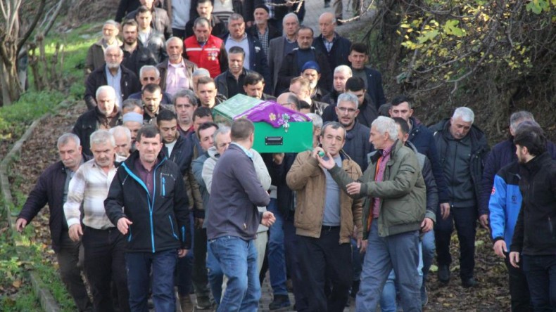 Feci kazada hayatını kaybeden genç kızlara acı veda