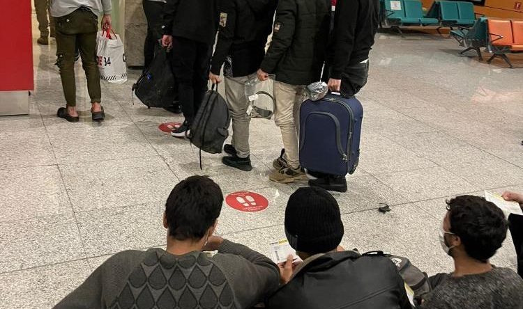 Kocaeli’de 127 düzensiz göçmen sınır dışı edildi