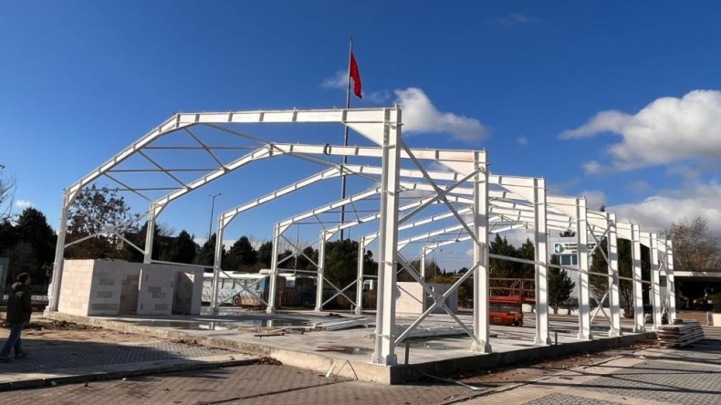 İzmit Belediyesi’nden Alikahya’ya çok amaçlı spor salonu