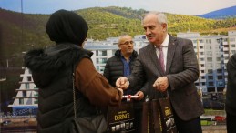 Derince Araptepe’de tapu sevinci